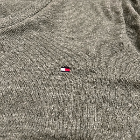 Tommy Hilfiger green sweater size L - Picture 2 of 5